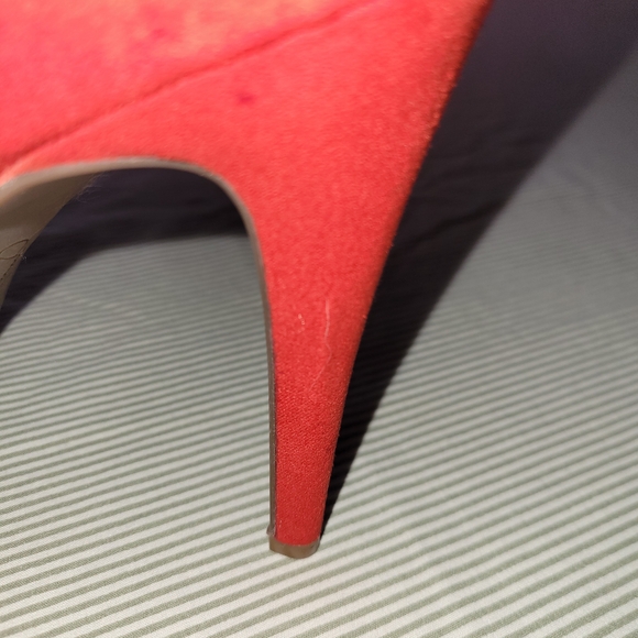 Jessica Simpson Striking Red Heels - Like New - Runs Small (Fits Like 9.5/10) - Picture 5 of 7